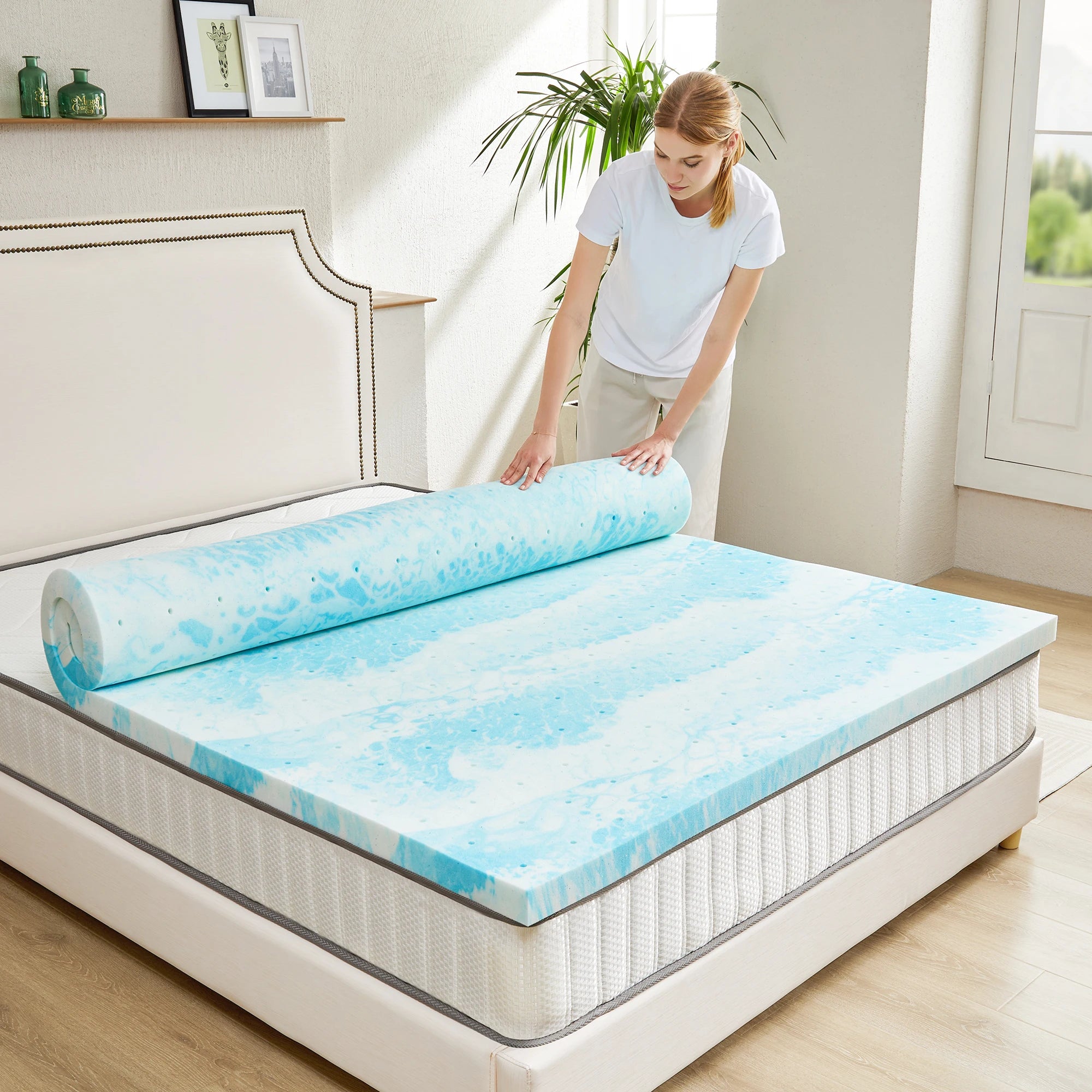 Soft Mattress Topper Thick Gel Cooling Mattress Soft and Breathable Bed Topper Bedroom Furniture