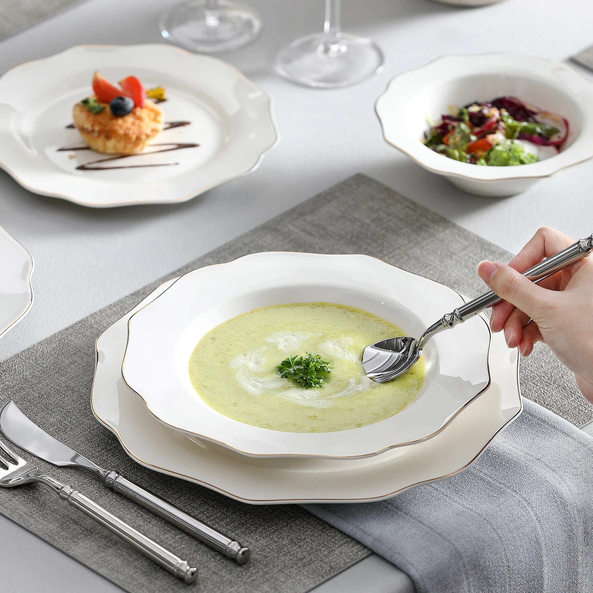 White Porcelain Tableware Set with Bowl, Dinner&Dessert&Soup Plate Set for 4/8
