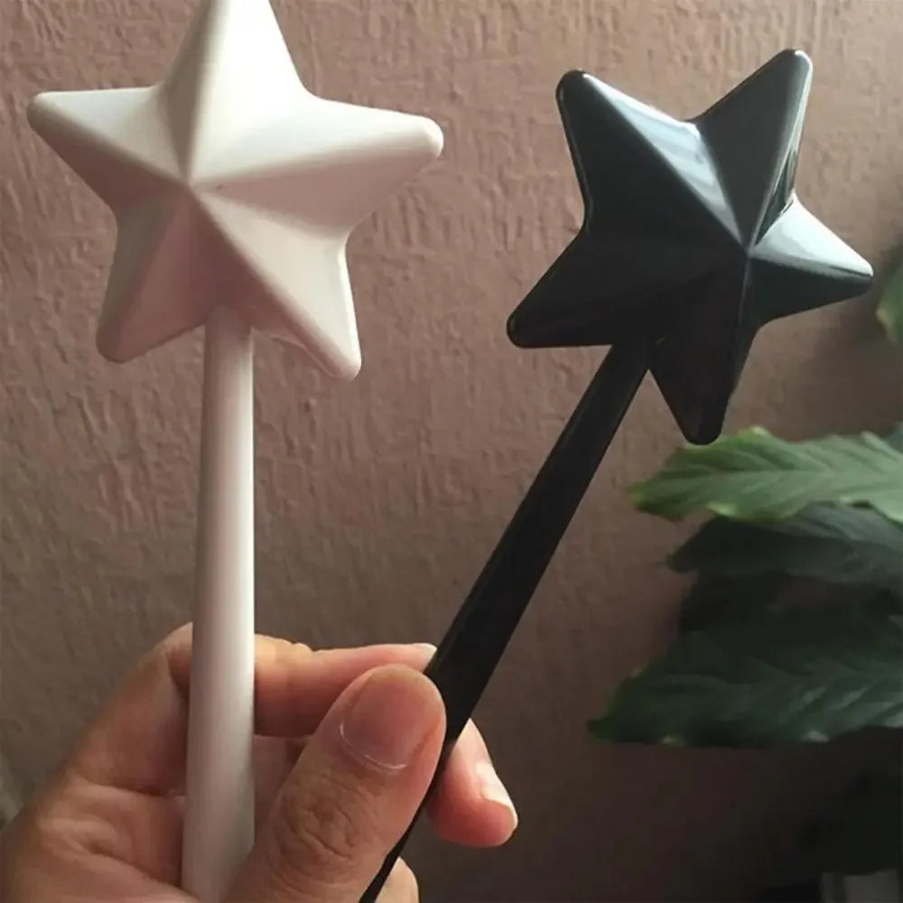 Portable Salt Pepper Shakers Refillable Magical Star Wand Spice Dispenser Seasoning Shaker