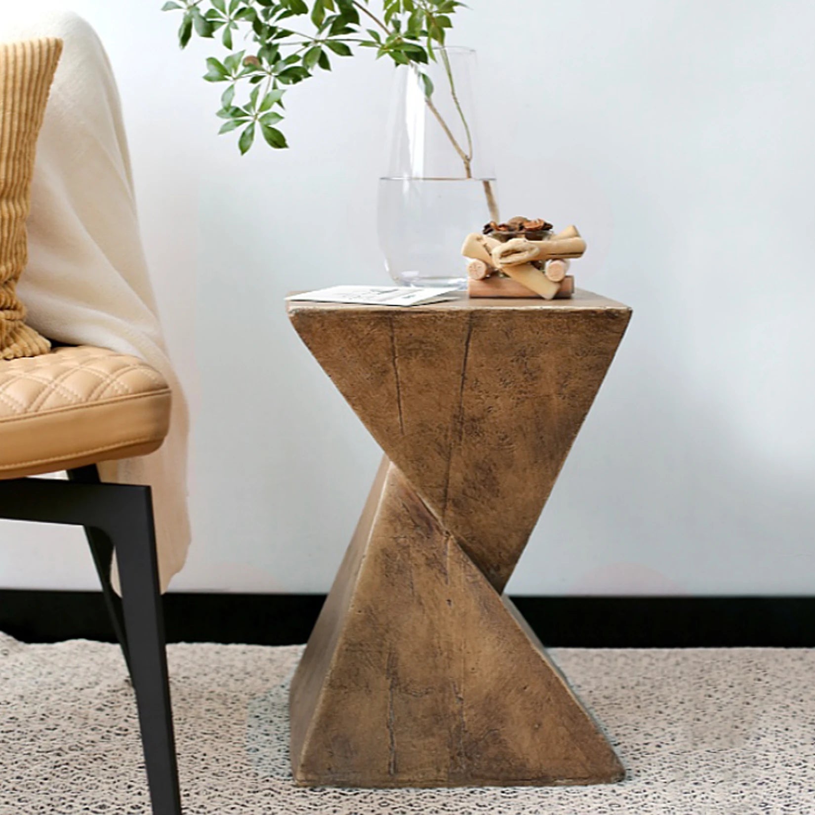 Lightweight Concrete Accent